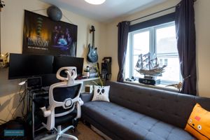 Bedroom- click for photo gallery